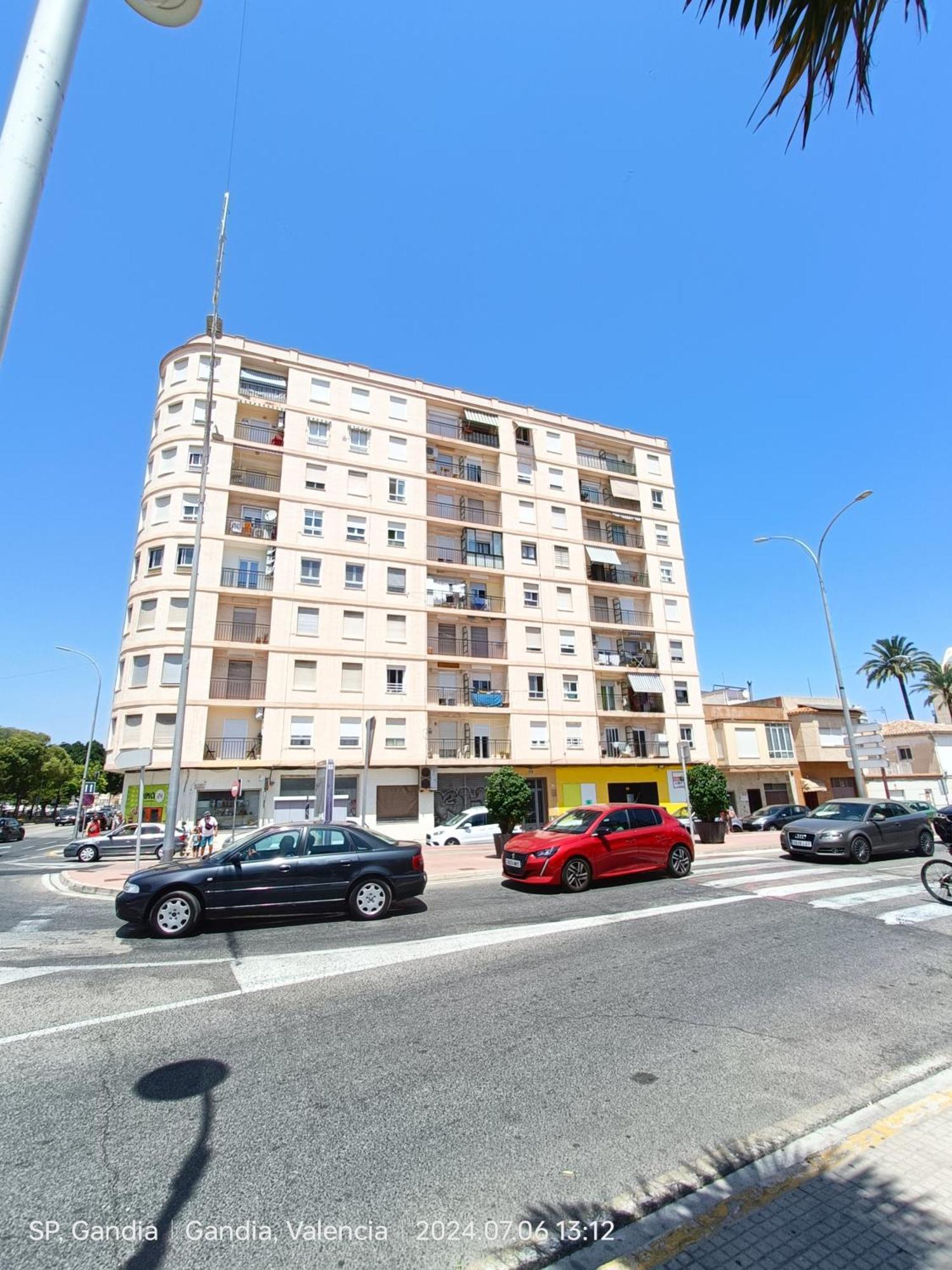Mare De Deu, Vivienda Vacacional Para Familias Y Mayores De 25 Anos En El Grao De Gandia-Playa Playa de Gandia ภายนอก รูปภาพ